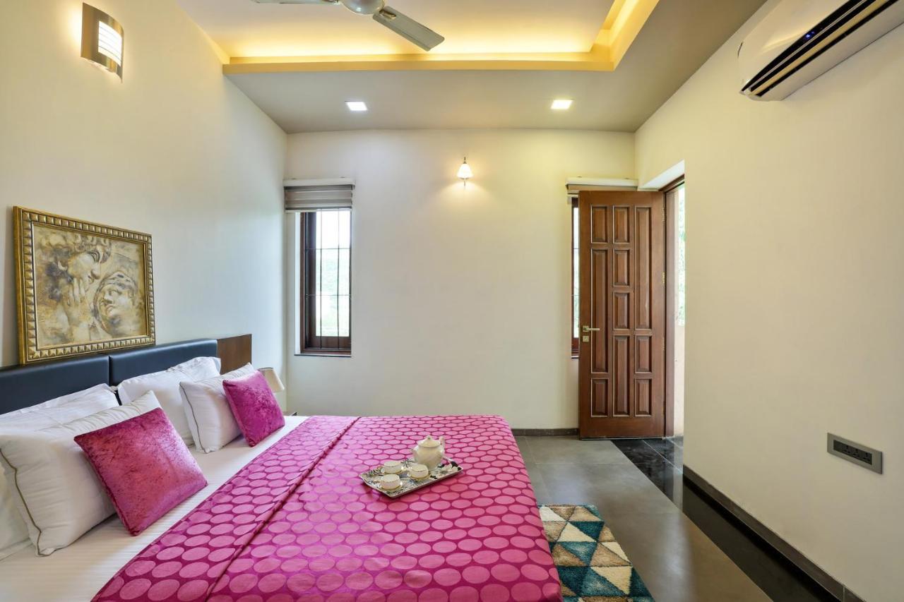 Stayvista'S Prakriti Farms With Outdoor Pool, Complimentary Breakfast And Hi-Tea Удайпур Экстерьер фото